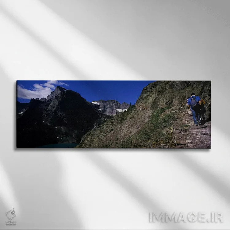 تابلو دکوراتیو US Glacier National Park, Montana, USA,کوهنوردان در حال… اثر پانورامیک ایمجز - نمای روبهرو روی دیوار