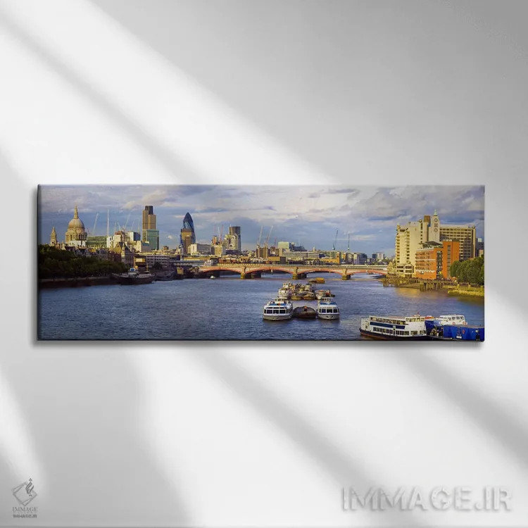 تابلو دکوراتیو London, England, United Kingdom,نمای رودخانه تیمز و افق… اثر پانورامیک ایمجز - نمای روبهرو روی دیوار