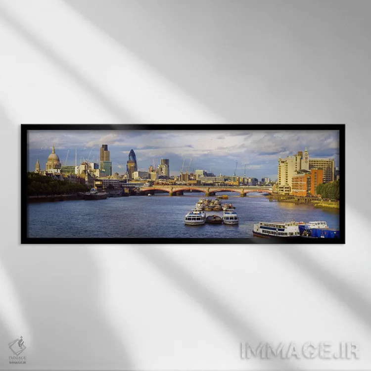 تابلو دکوراتیو London, England, United Kingdom,نمای رودخانه تیمز و افق… اثر پانورامیک ایمجز - نمای قابدار مشکی