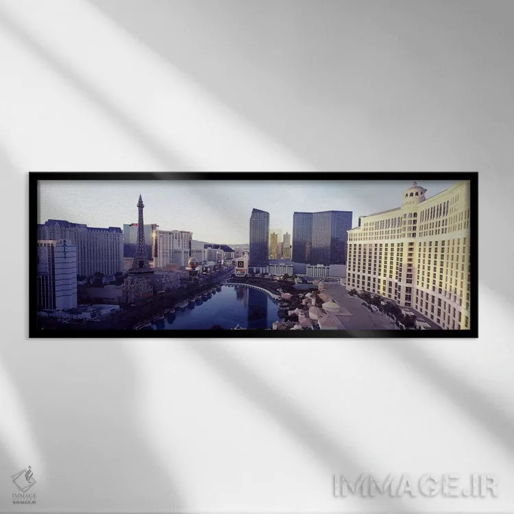 تابلو دکوراتیو The Strip, Las Vegas, Nevada, USA 2010,هتل های شهر، است… اثر پانورامیک ایمجز - نمای قابدار مشکی