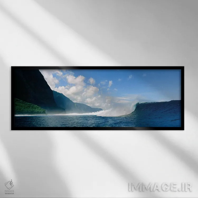 تابلو دکوراتیو موج ها در دریا اثر پانورامیک ایمجز - نمای قابدار مشکی