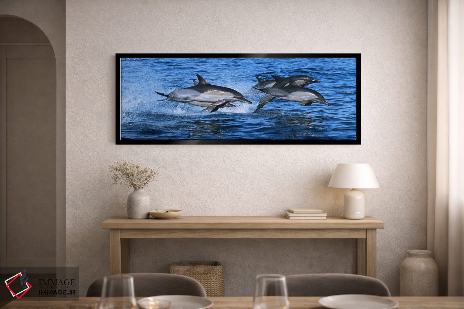تابلو دکوراتیو دلفین های معمولی در حال پریدن از آب دریا اثر پانورامیک ایمجز - D1B