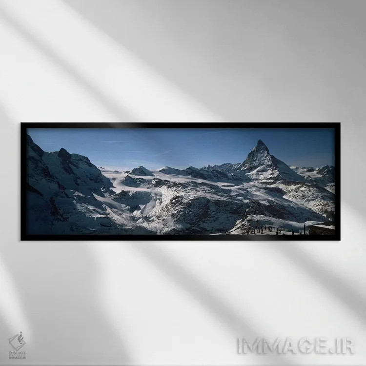 تابلو دکوراتیو Matterhorn, Switzerland,اسکی بازان روی کوه ها در زمستان… اثر پانورامیک ایمجز - نمای قابدار مشکی
