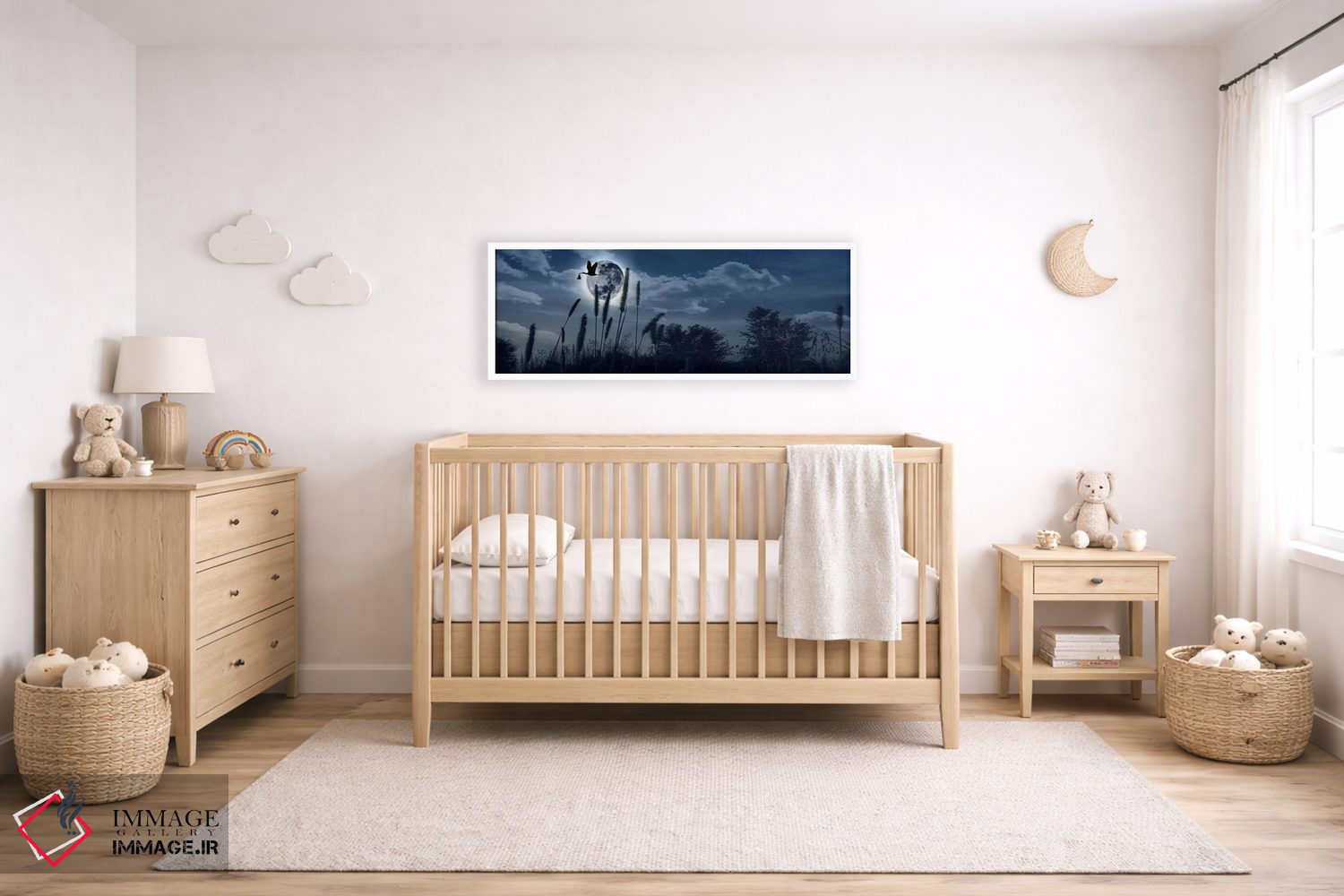 تابلو دکوراتیو لک لک در حال پرواز با نوزاد در منقار بر فراز ماه اثر پانورامیک ایمجز - D6W