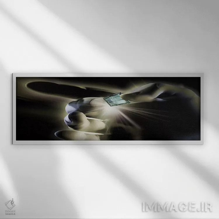 تابلو دکوراتیو نمای نزدیک از دستی که یک ریزتراشه را نگه داشته است اثر پانورامیک ایمجز - نمای قابدار سفید