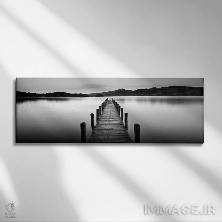 تابلو دکوراتیو اسکله دریاچه اثر فوتوآی ان سی استودیو - نمای روبهرو روی دیوار