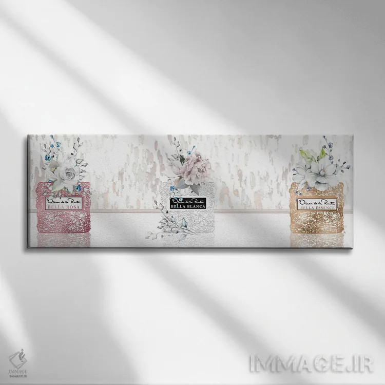 تابلو دکوراتیو سه تایی شیشه عطر سفید، رزگلد و برنز با گل رز و مگنولیا اثر پوماکای بارون - نمای روبهرو روی دیوار