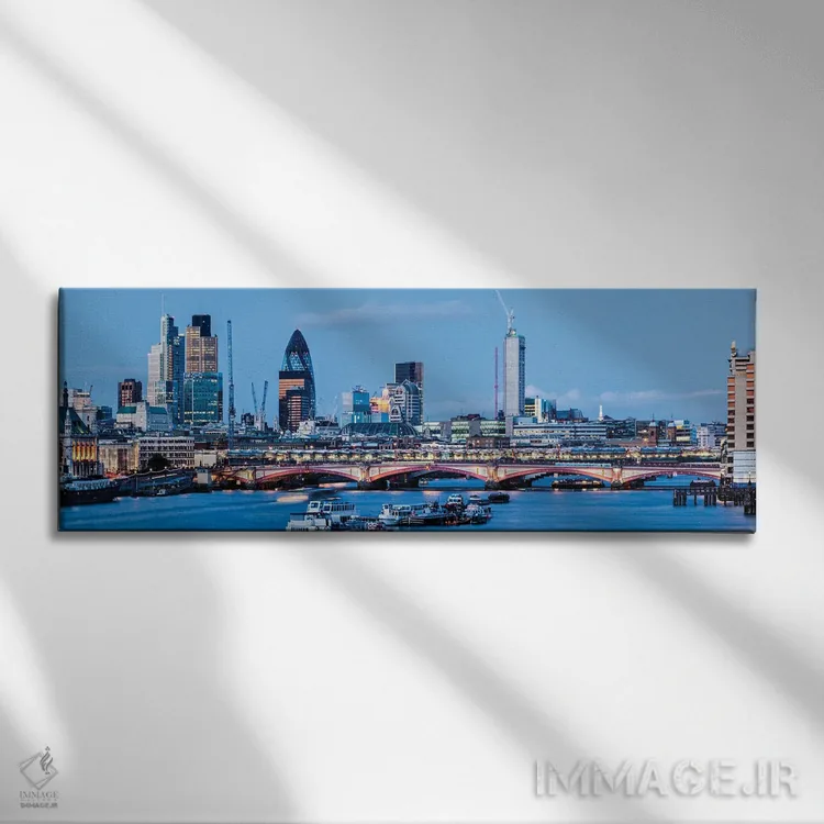 تابلو دکوراتیو پانوراما کلیسای سنت پل، لندن اثر پل رومر - نمای روبهرو روی دیوار