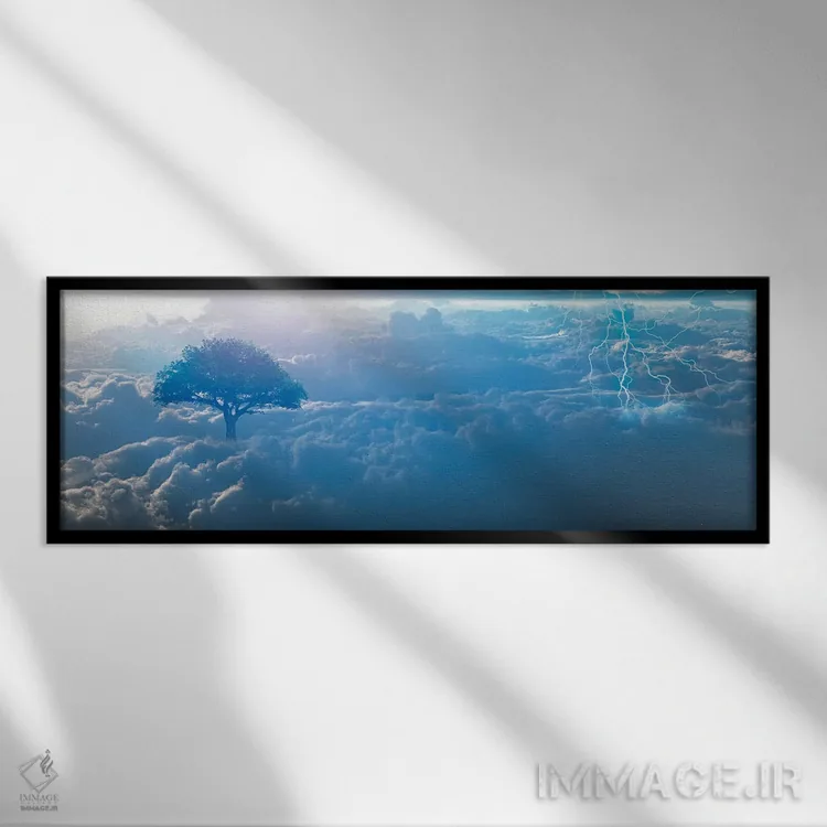 تابلو دکوراتیو سورئالیسم، رعد و برق و درخت سبز سحرگاهی اثر بروس رولف - نمای قابدار مشکی