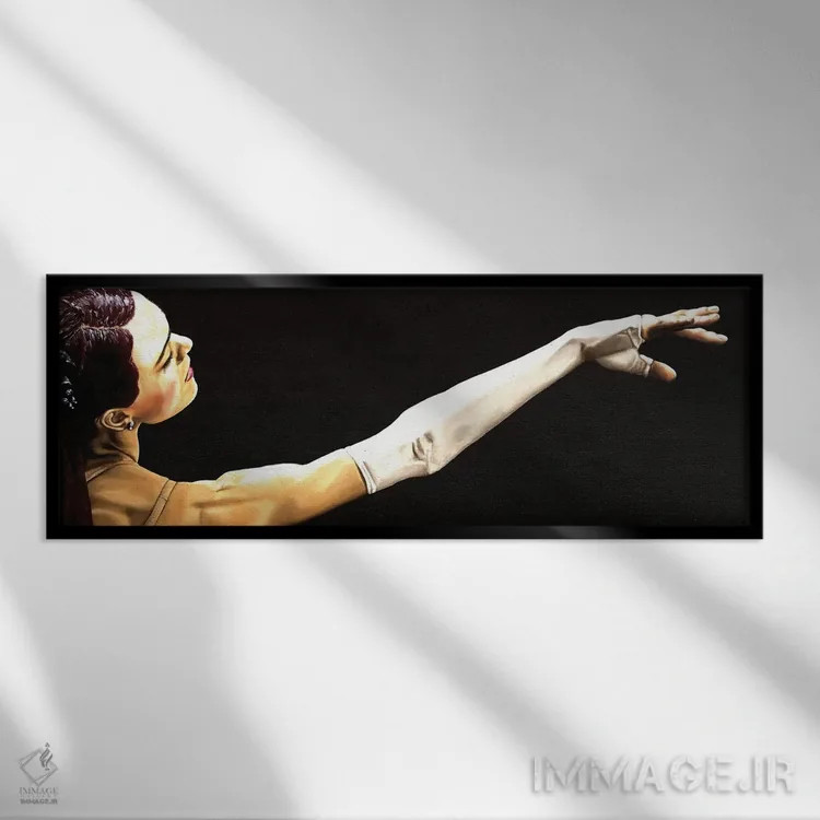 تابلو دکوراتیو افسون مرگبار اثر ریچارد یانگ - نمای قابدار مشکی