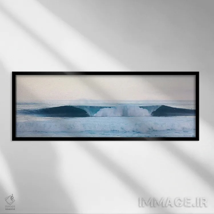 تابلو دکوراتیو عمق سمت راست اثر شان دیوی - نمای قابدار مشکی