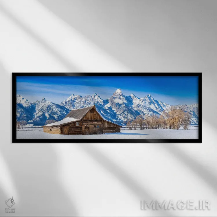 تابلو دکوراتیو انبار چوبی زمستانی گرند تتون اثر سوزانه کرمر - نمای قابدار مشکی