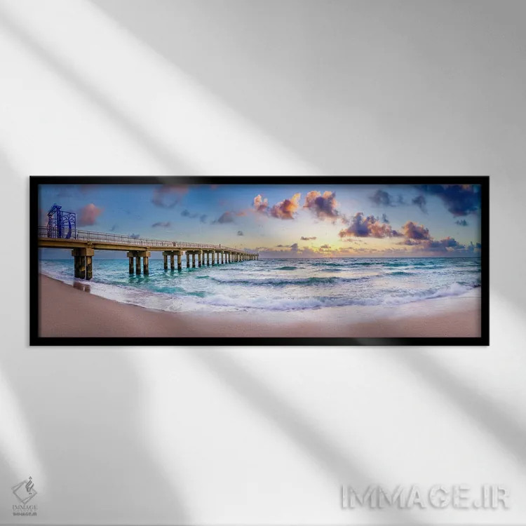 تابلو دکوراتیو پانورامای طلوع خورشید در اسکله نیوپورت اثر سوزانه کرمر - نمای قابدار مشکی
