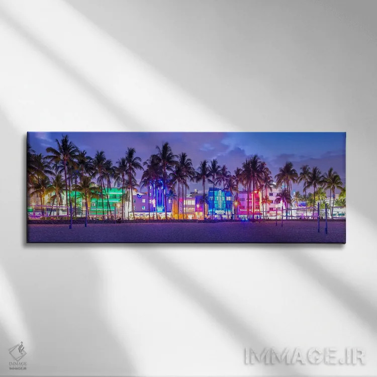 تابلو دکوراتیو به میامی خوش آمدید اثر سوزانه کرمر - نمای روبهرو روی دیوار
