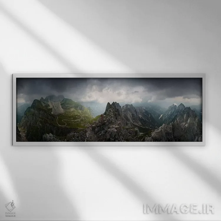 تابلو دکوراتیو تخت سیاه اثر استفان هفل - نمای قابدار سفید
