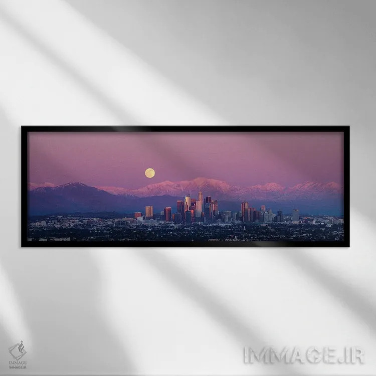 تابلو دکوراتیو ماه کامل بر فراز لس آنجلس اثر سوزان ویزواری - نمای قابدار مشکی