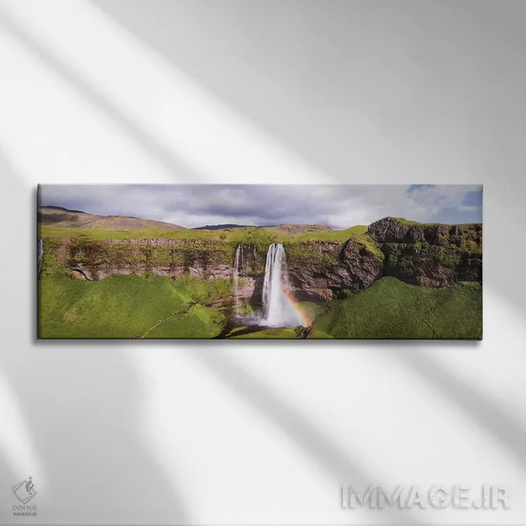 تابلو دکوراتیو نمای پانوراما از آبشار سلژالاندفوس، ایسلند اثر ماتئو کولومبو - نمای روبهرو روی دیوار