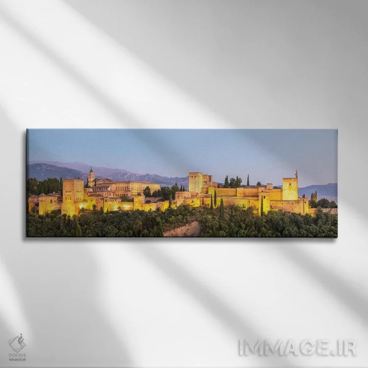تابلو دکوراتیو Granada,کاخ الحمرا در شب، گرانادا اثر ماتئو کولومبو - نمای روبهرو روی دیوار