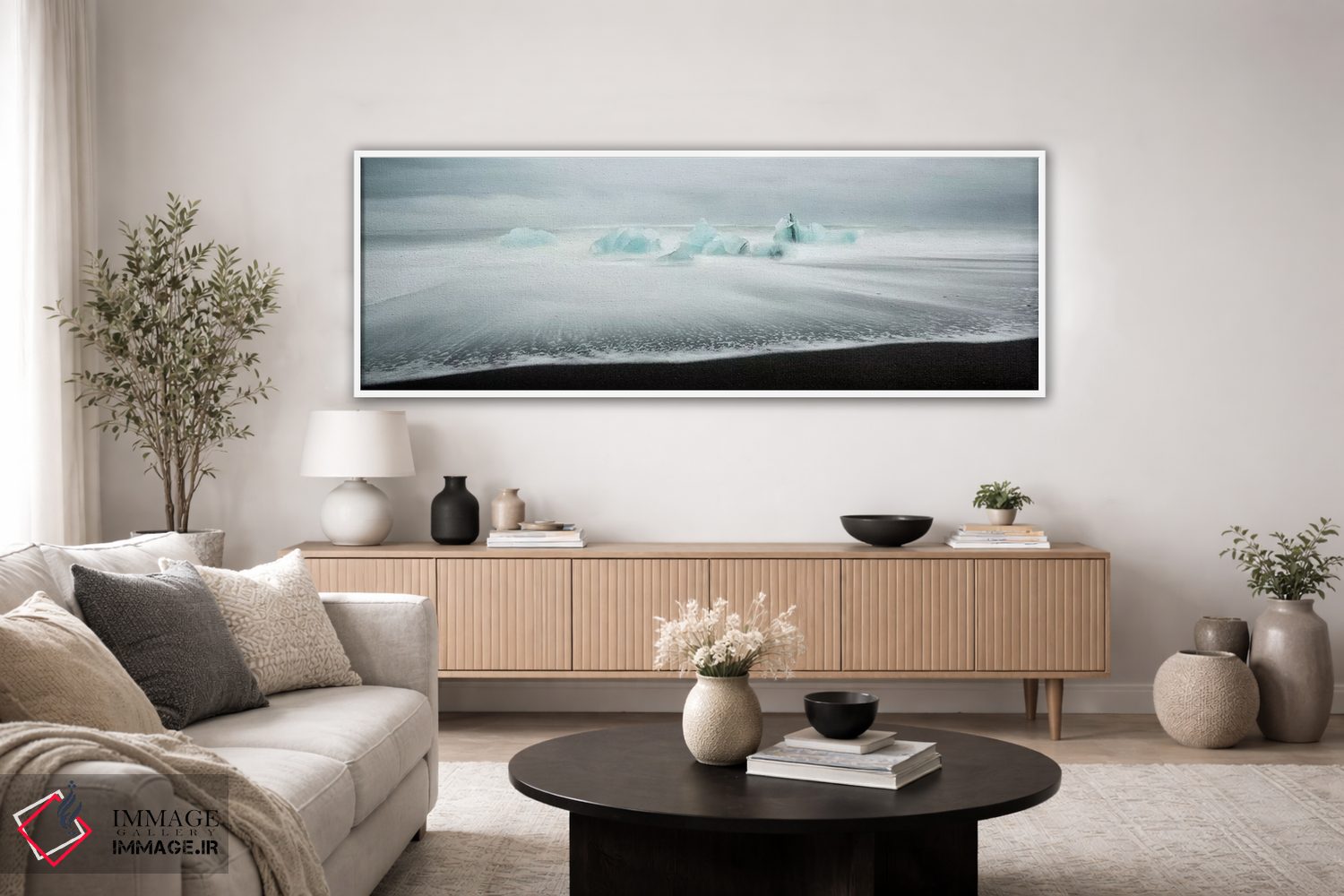 تابلو دکوراتیو کوه یخ روی ساحل سیاه I اثر ماتئو کولومبو - D3W