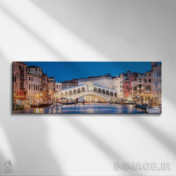 تابلو دکوراتیو Venice,پل ریالتو در شب، ونیز اثر ماتئو کولومبو - نمای روبهرو روی دیوار