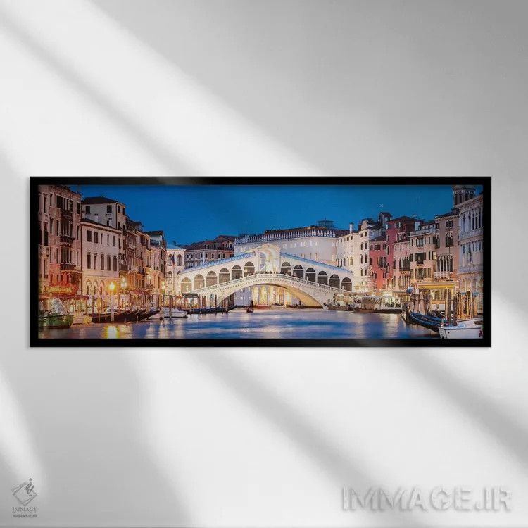 تابلو دکوراتیو Venice,پل ریالتو در شب، ونیز اثر ماتئو کولومبو - نمای قابدار مشکی