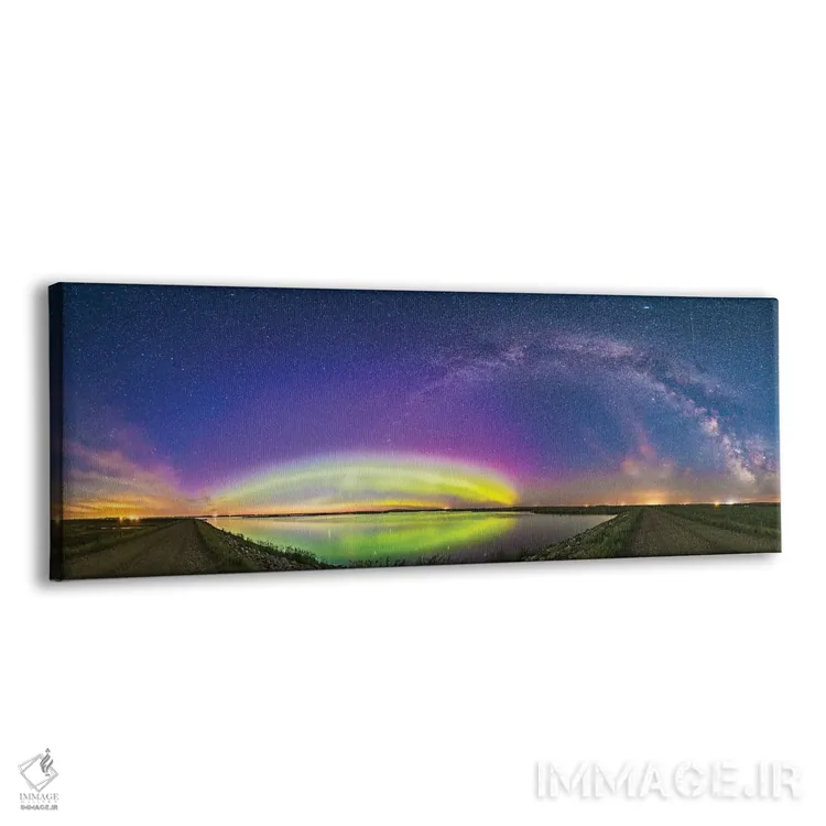 تابلو دکوراتیو Alberta, Canada.,قوس شفق شمالی و بیضی شفق قطبی بر فراز دریاچه… اثر آلن دایر - نمای پرسپکتیو محصول