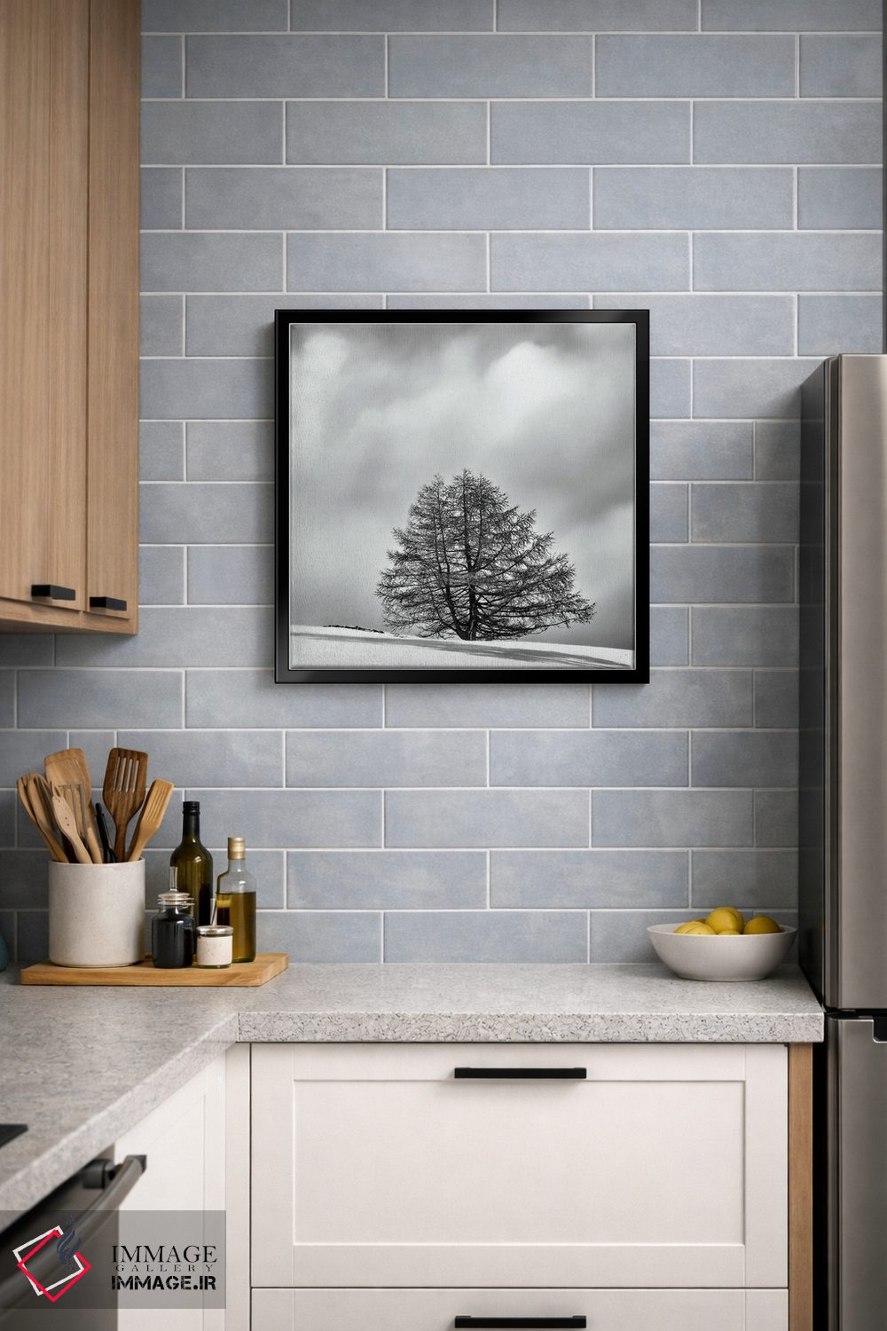 تابلو دکوراتیو درخت تنها میان ابر و برف اثر کریم کارلا - D4B