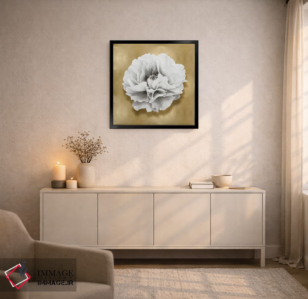 تابلو دکوراتیو گل بر روی زمینه طلایی III اثر کارولین کلی - D6B