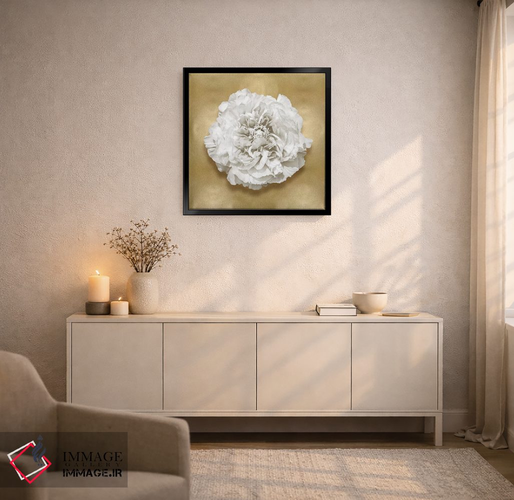 تابلو دکوراتیو گل بر روی زمینه طلایی II اثر کارولین کلی - D5B