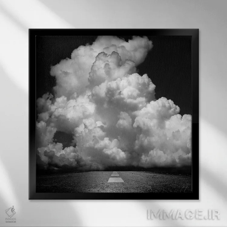 تابلو دکوراتیو جاده ای به نیروانا اثر کاترین فدرر - نمای قابدار مشکی