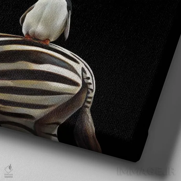 تابلو دکوراتیو زیارت اثر کارن هالینگزورث - نمای نزدیک بافت بوم