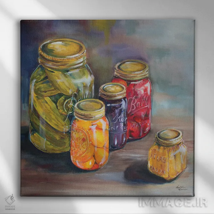تابلو دکوراتیو شیشه های کنسروسازی اثر کریستین کاینر - نمای روبهرو روی دیوار