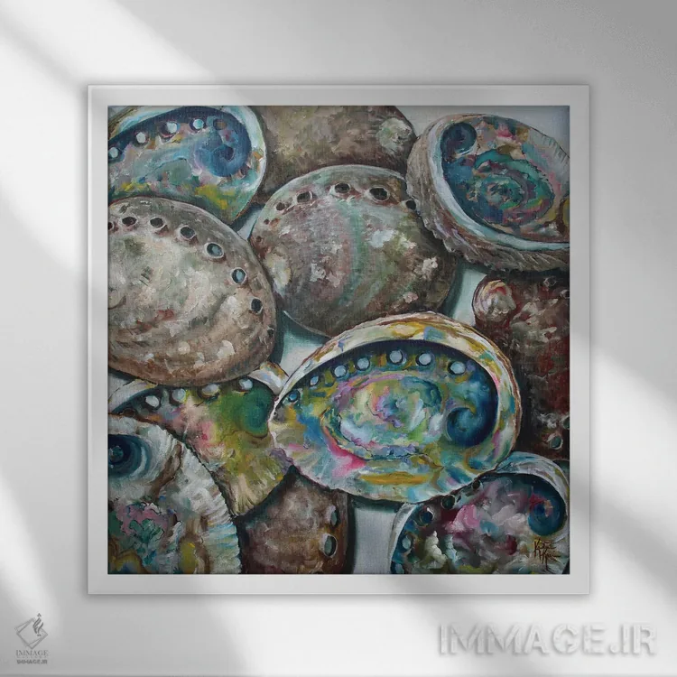 تابلو دکوراتیو صدف های آبالون اثر کریستین کاینر - نمای قابدار سفید