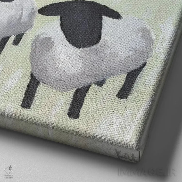 تابلو مدرن گوسفند با لکه های رنگ اثر کاتلین برایان - نمای نزدیک بافت بوم