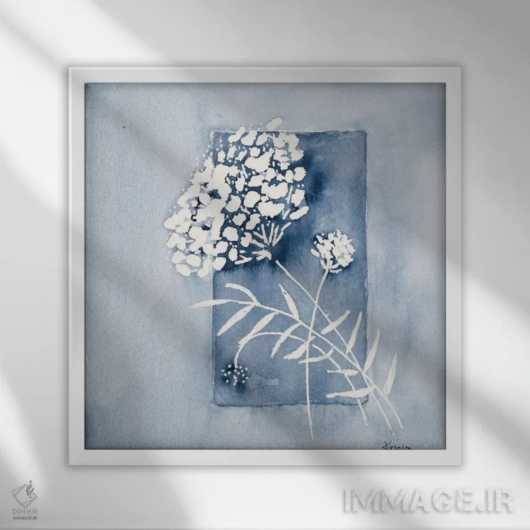 تابلو مینیمال گل های آبی و سفید اثر کرینلاکس - نمای قابدار سفید