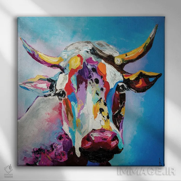 تابلو دکوراتیو گاو اثر کوپتسووا آرت - نمای روبهرو روی دیوار