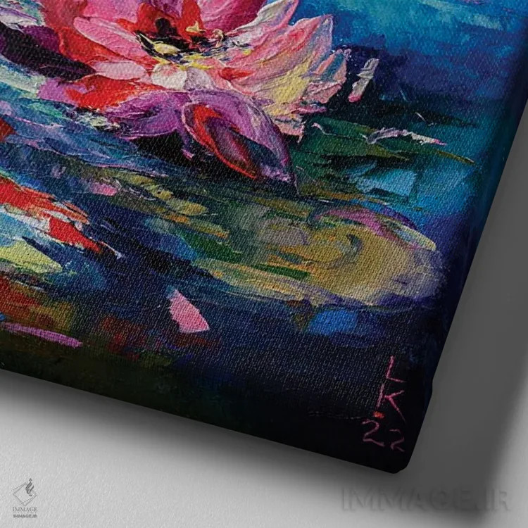 تابلو دکوراتیو قطعه ای از برکه جادویی اثر کوپتسووا آرت - نمای نزدیک بافت بوم