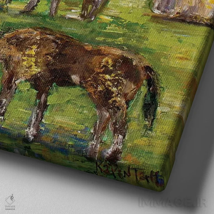 تابلو دکوراتیو روزی در مزرعه اثر کارن تارلتون - نمای نزدیک بافت بوم