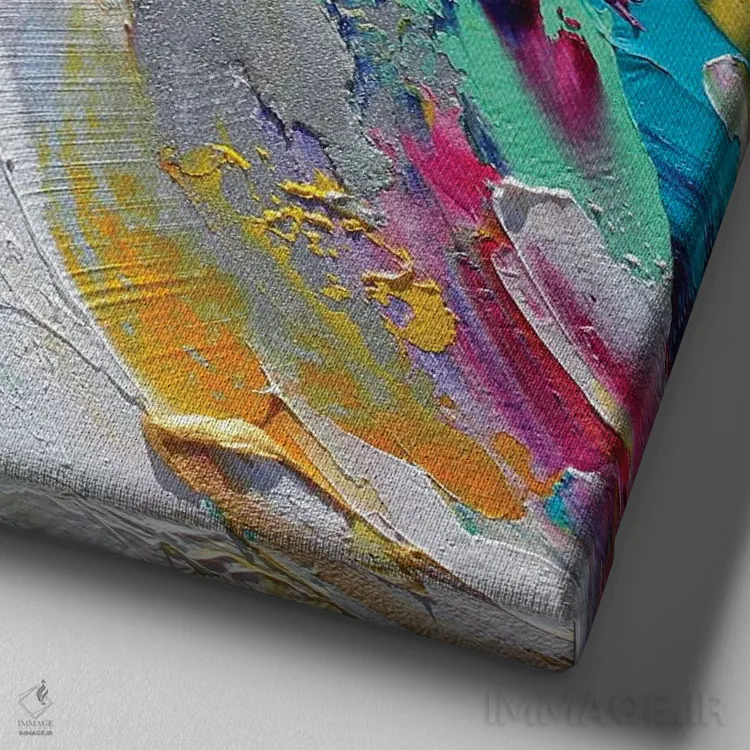 تابلو دکوراتیو فرشته بهاری شادی اثر کارن تارلتون - نمای نزدیک بافت بوم