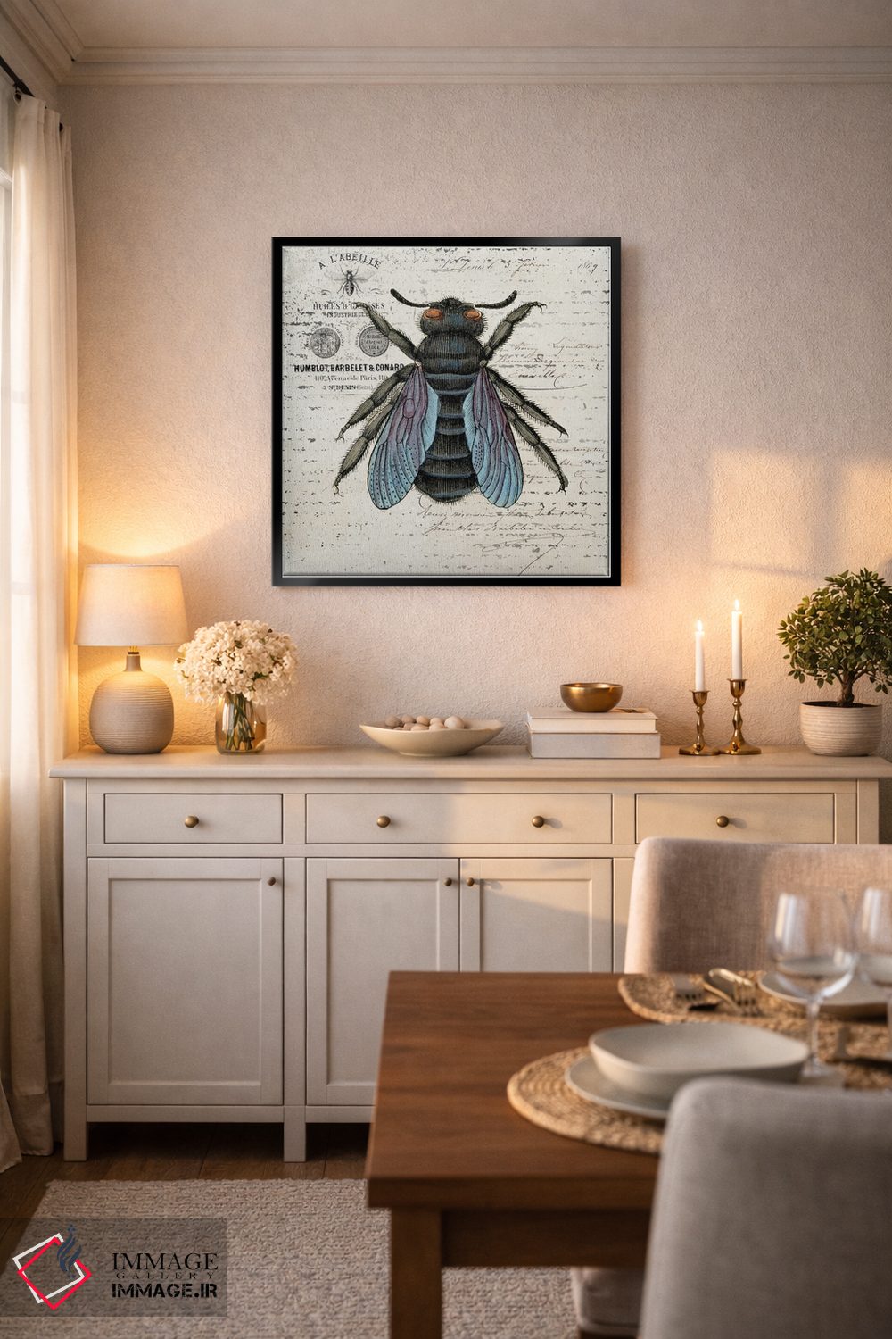 تابلو دکوراتیو زنبور تاریخ II اثر کارن اسمیت - D6B