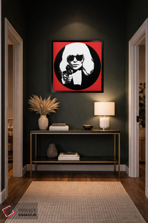 تابلو دکوراتیو بلوند اتمی در مقابل اسلحه اثر کاترینا بورتسووا - D6B