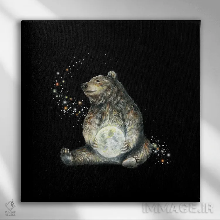 تابلو دکوراتیو خرس موجودات کیهانی اثر کیمرا واچنا - نمای روبهرو روی دیوار
