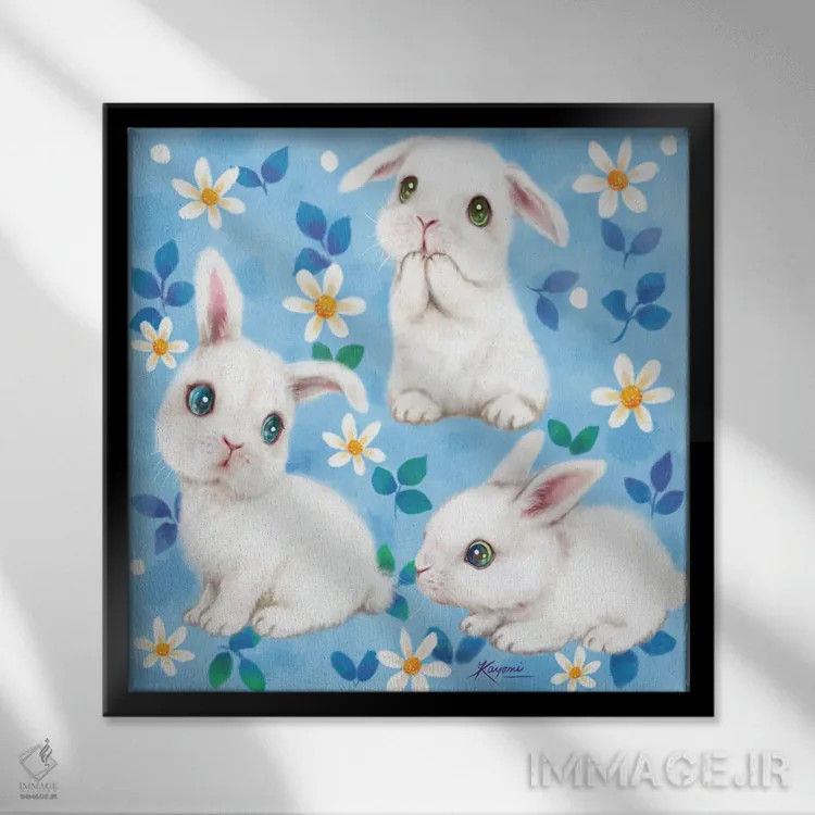 تابلو دکوراتیو سه گانه خرگوشی اثر کایومی هارای - نمای قابدار مشکی