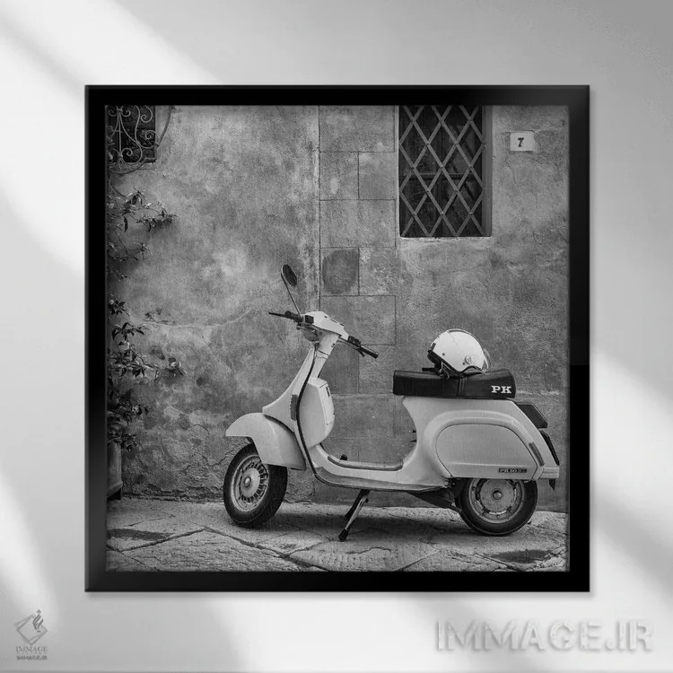 تابلو دکوراتیو ایتالیا، وسپا اثر میکولاج گوسپودرک - نمای قابدار مشکی