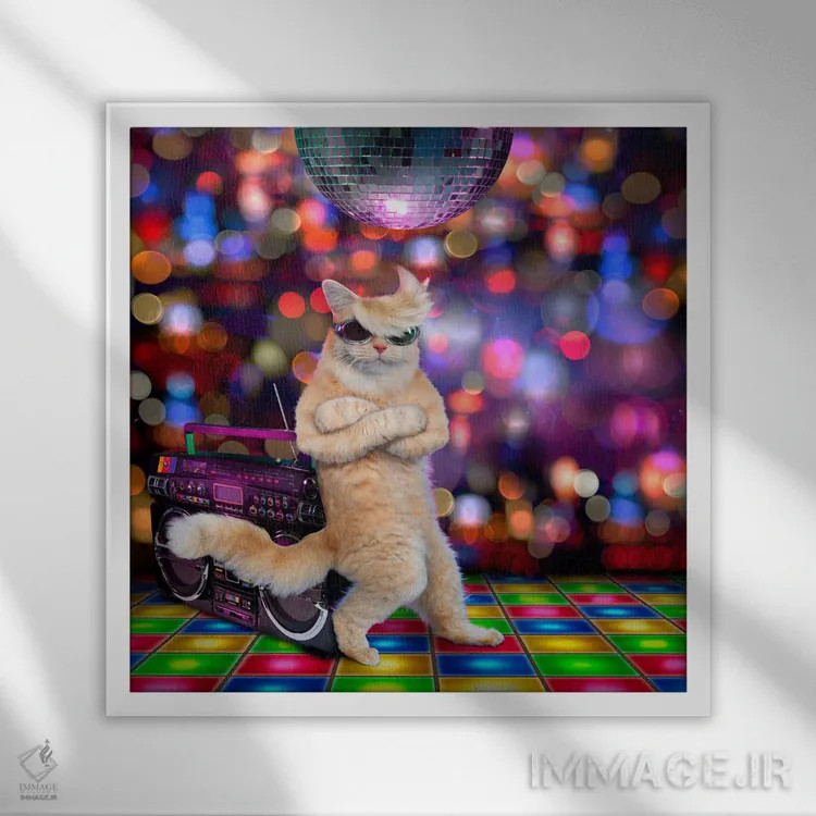 تابلو دکوراتیو گربه خونسرد اثر لوند روزر - نمای قابدار سفید