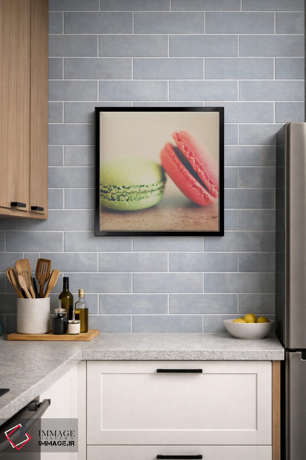 تابلو دکوراتیو پسته و توت فرنگی اثر لورا ایوانز - D3B