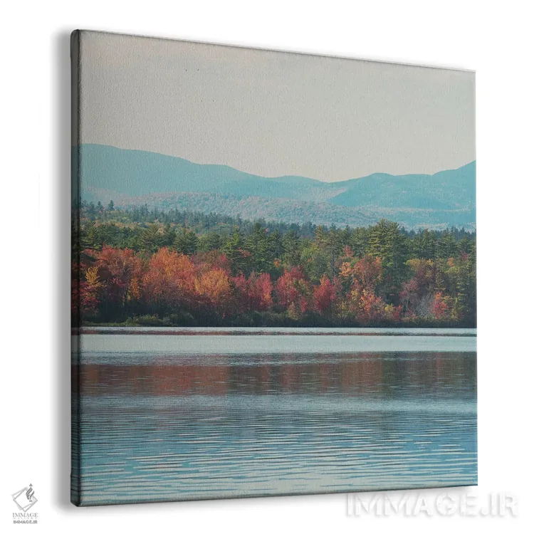 تابلو دکوراتیو انعکاس برگ پاییزی در دریاچه چوکوروا اثر لورا ایوانز - نمای پرسپکتیو محصول