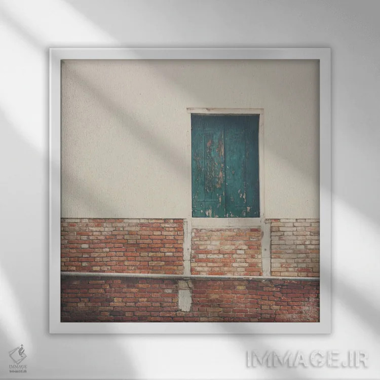 تابلو دکوراتیو کمی رنگ در ونیز اثر لورا ایوانز - نمای قابدار سفید