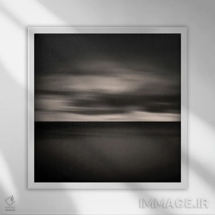 تابلو دکوراتیو ابرها بر فراز دریا اثر لنا وایسبک - نمای قابدار سفید