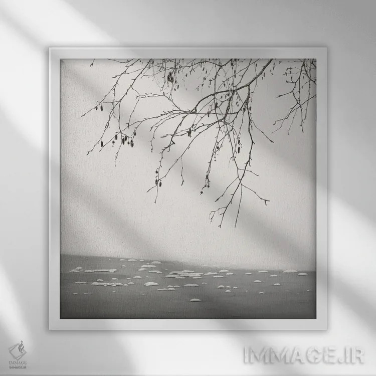 تابلو دکوراتیو در کنار دریاچه یخ زده اثر لنا وایسبک - نمای قابدار سفید